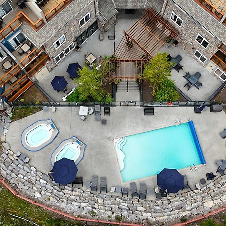 Blackstone Mountain Lodge By Clique Canmore Exterior foto